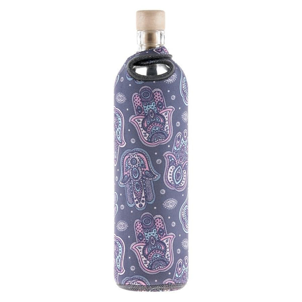 botella reutilizable de vidrio flaska con funda de neopreno diseño mano de fatima