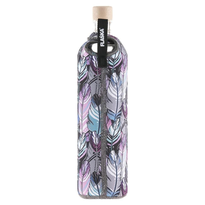 vista posterior botella reutilizable de vidrio flaska con funda de neopreno diseño plumas de coloress